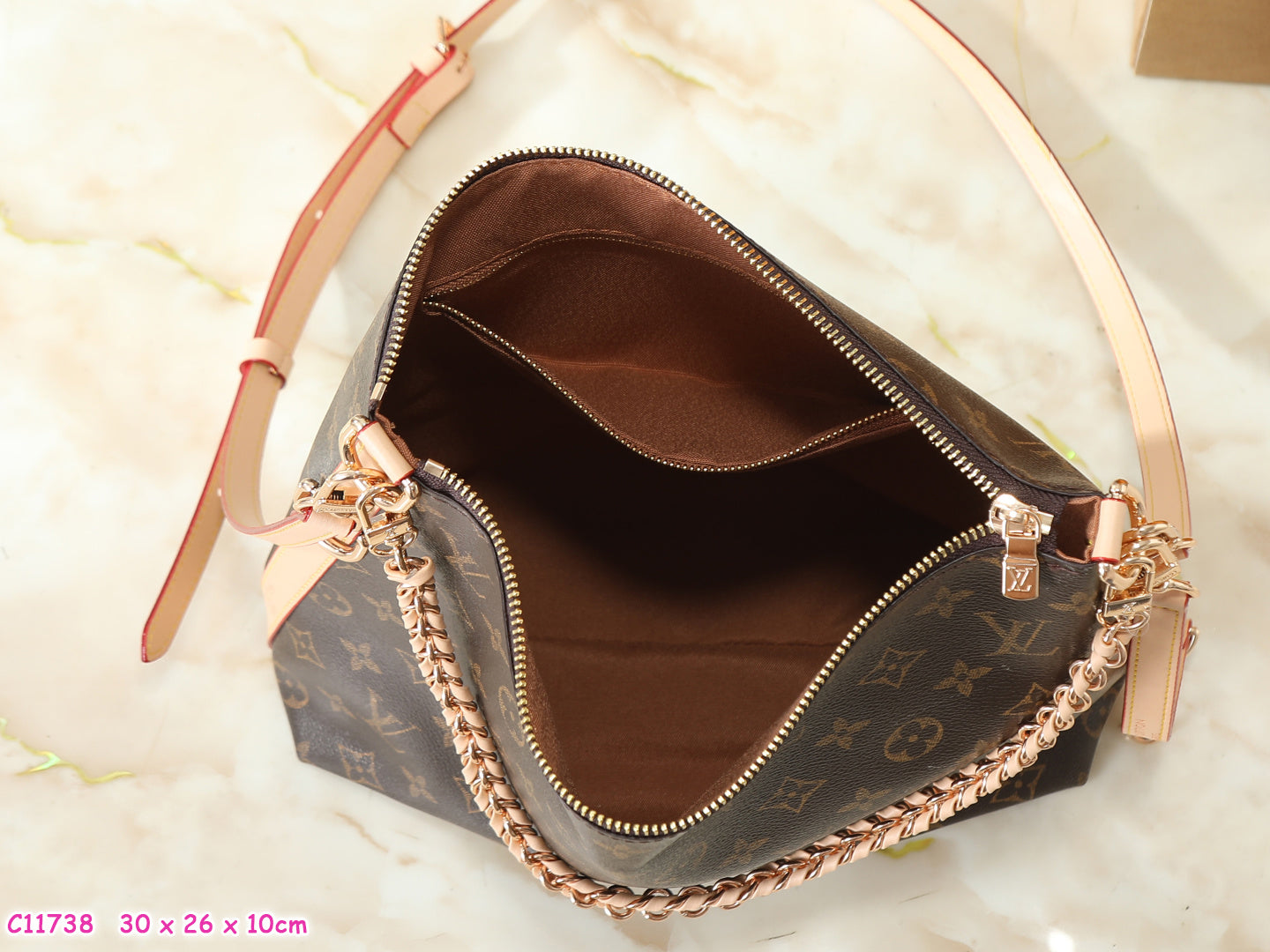 Ready to ship / Size: 30*26cm / one:one q.u.a.l.i.t.y