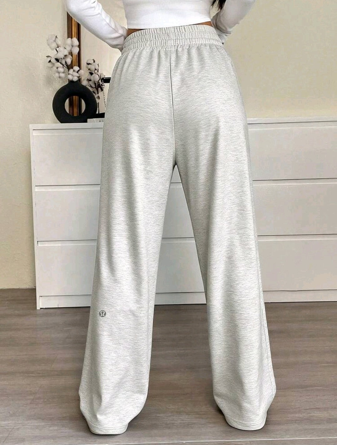 Womens xxs/0 ready to ship wide leg Lulu pants