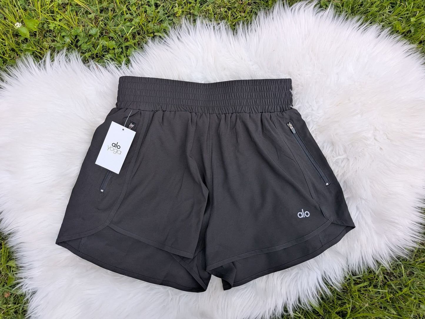 Women's a.l.o shorts ready to ship / double lined / true to size fit