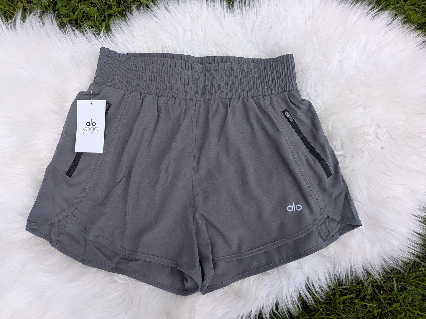 Women's a.l.o shorts ready to ship / double lined / true to size fit